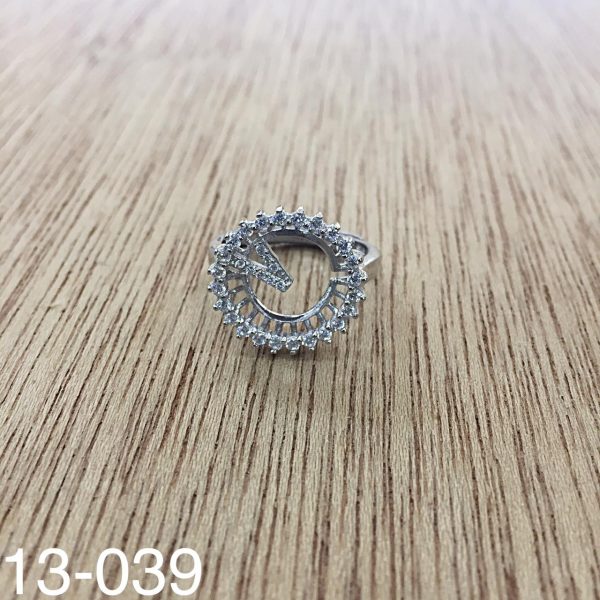 13-039.jpg 13-039.jpg