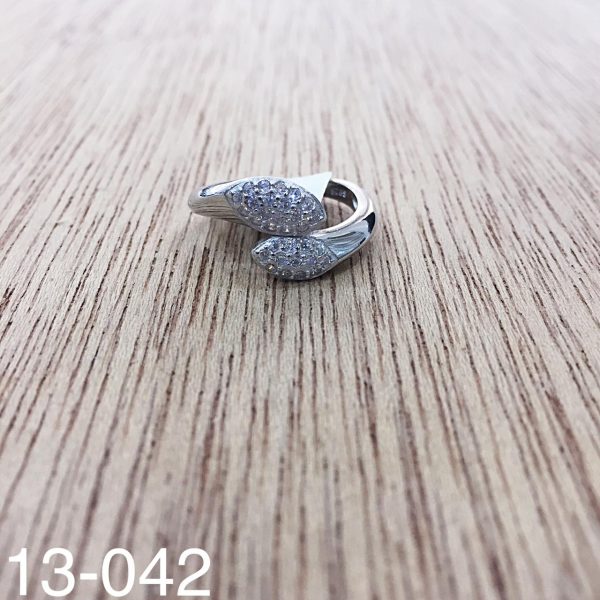 13-042.jpg 13-042.jpg