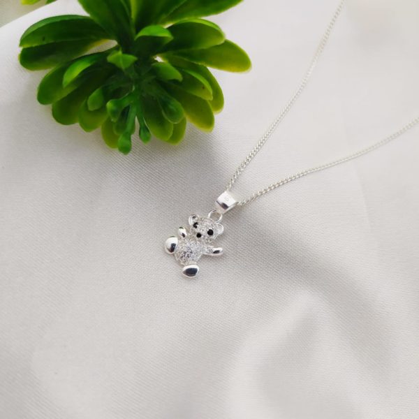 15-804.jpg 15-804.jpg