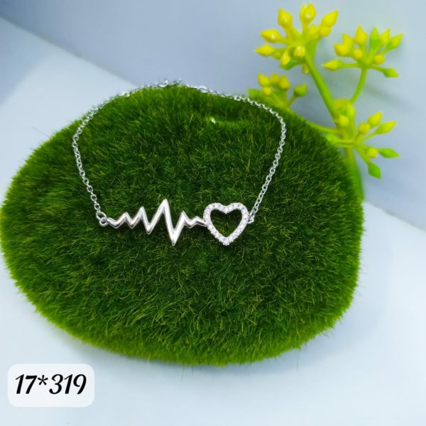 17-319.jpg 17-319.jpg