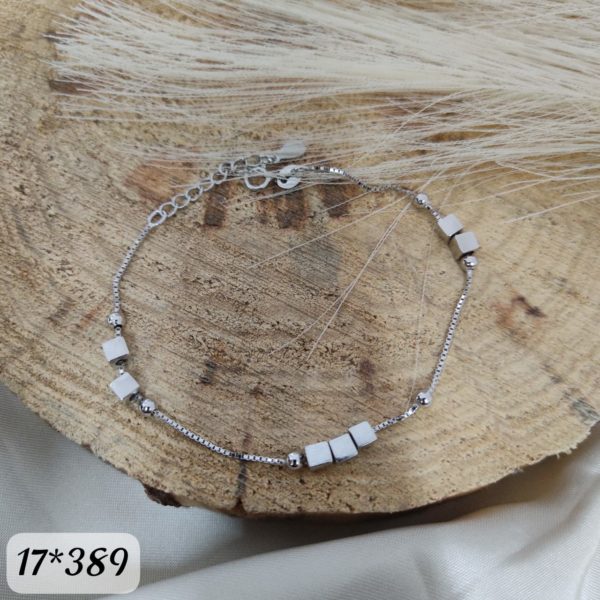 17-389.jpg 17-389.jpg