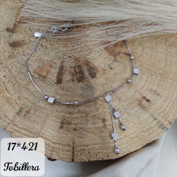 17-421.jpg 17-421.jpg