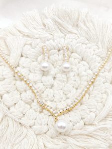 SET COLLAR EN V CADENA CIRCONIAS CON PERLA DIJE