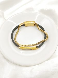 PULSO DOBLE , PIEL LISA CON BARRA, CADENA V