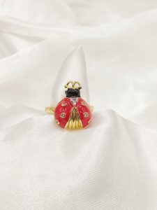 ANILLO CATARINA ROJA