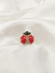 ANILLO CATARINA ROJA CENTRO CIRCONIA PAVE